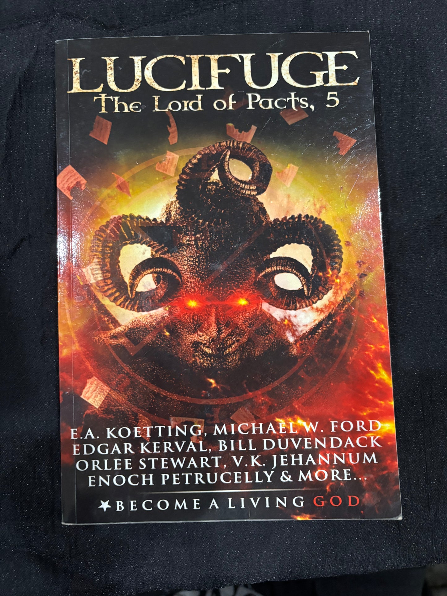 LUCIFUGE: The Lord of Pacts, Compendium 5 (paperback) (used)