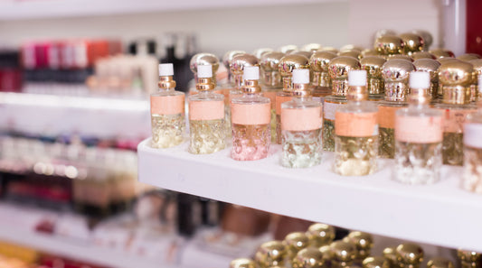 Perfuming with Essential Oils and Fragrance Oils
