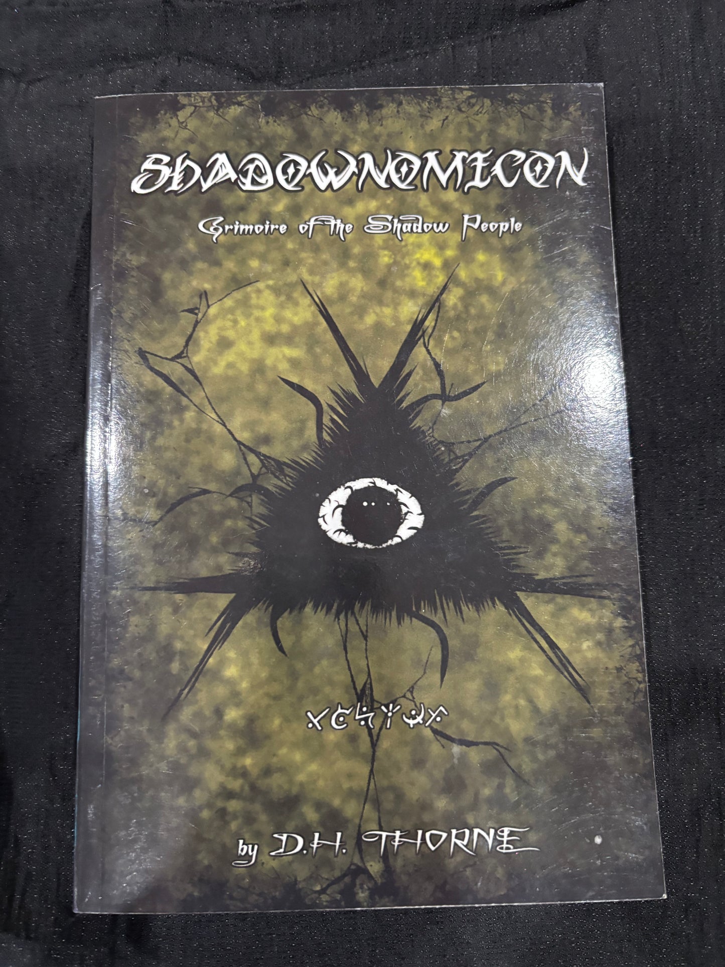 Shadownomicon: Grimoire of the Shadow People (Used)