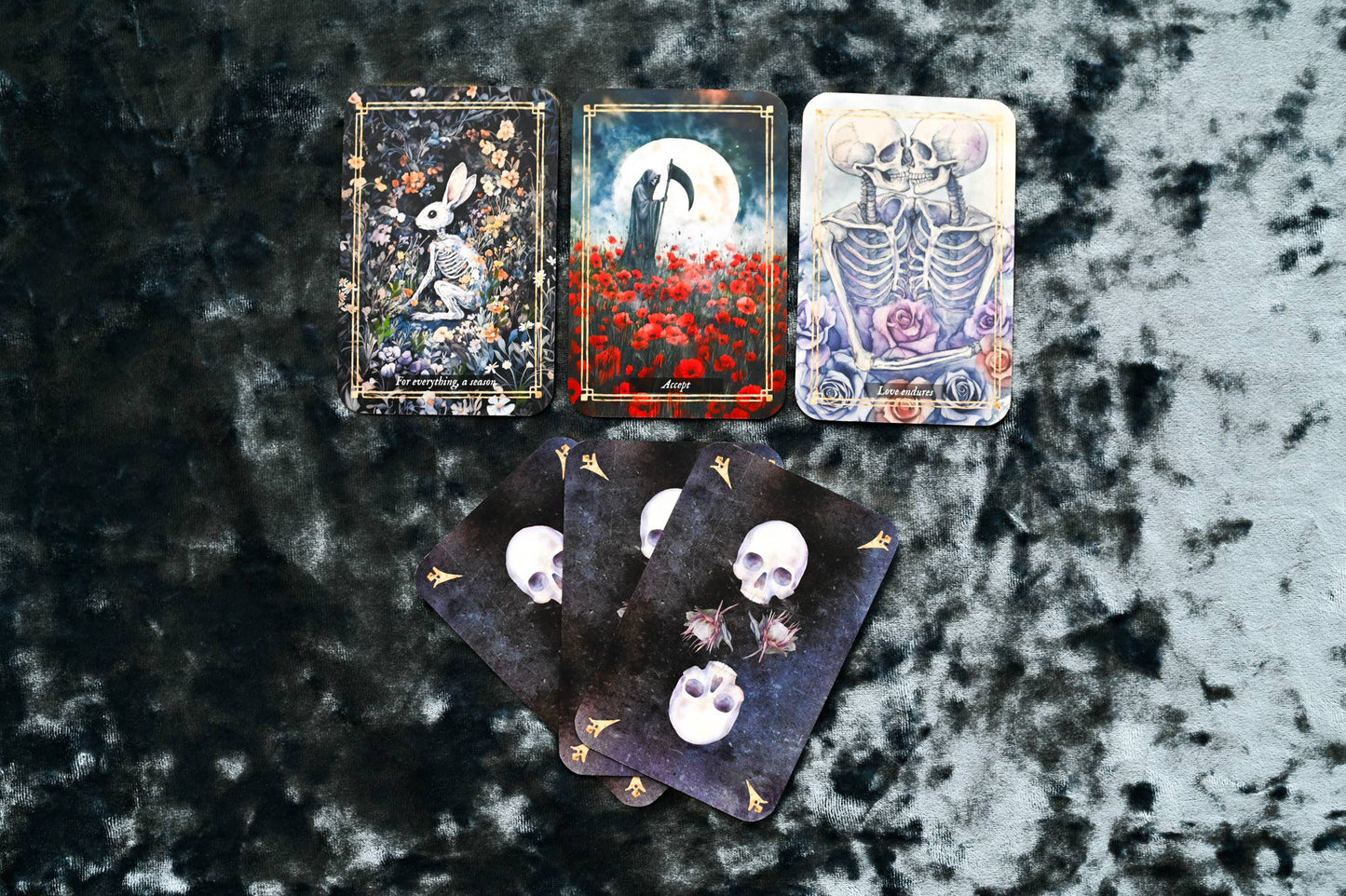 Memento Mori: 36 Mini Affirmation Cards to Embrace Life
